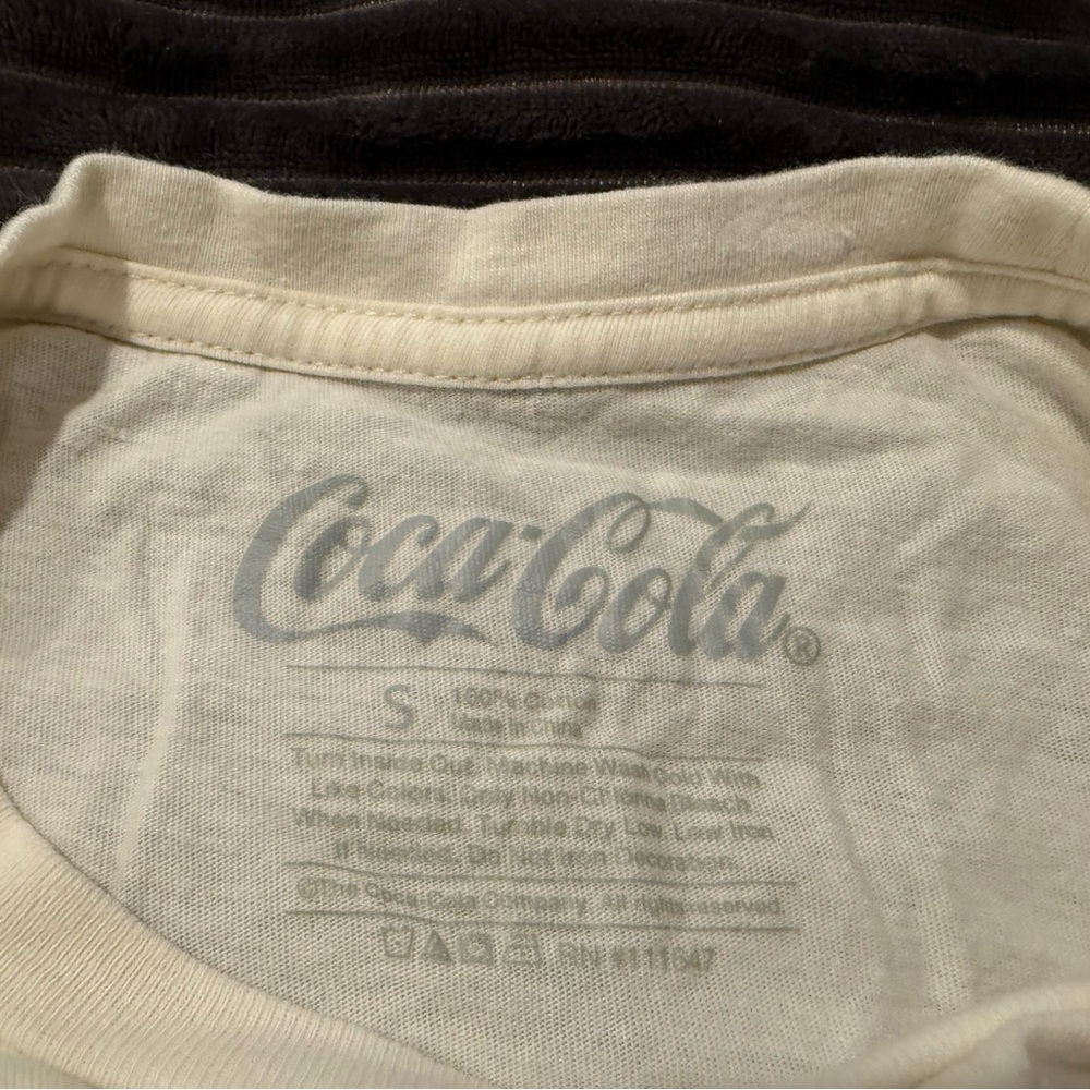 Coca-Cola Cream Colored Tee with Colorful Logo - Picture 4 of 6